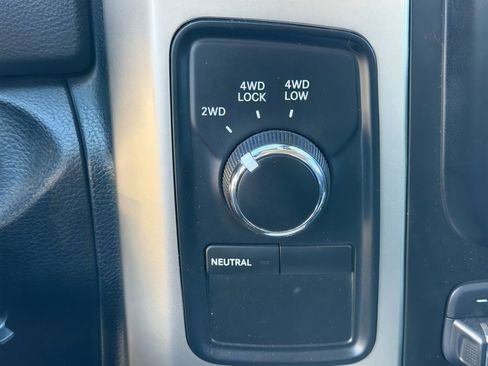 Used 2014 RAM 2500 Big Horn image 29