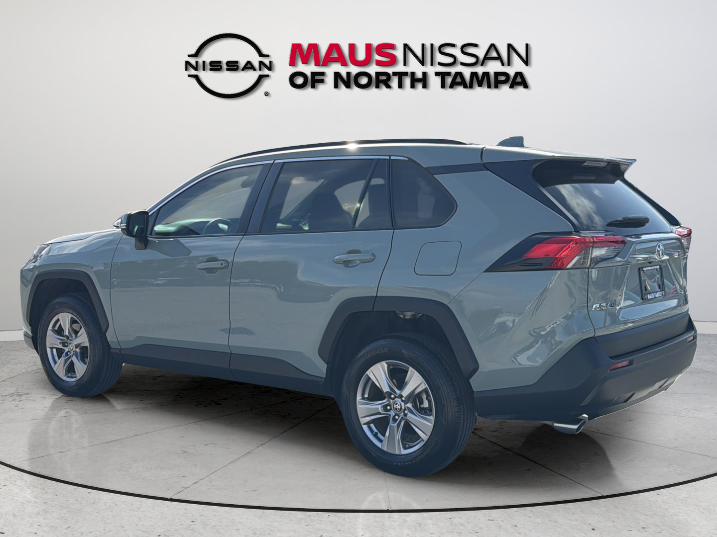 Used 2023 Toyota RAV4 XLE w/ Convenience Package FWD image 7