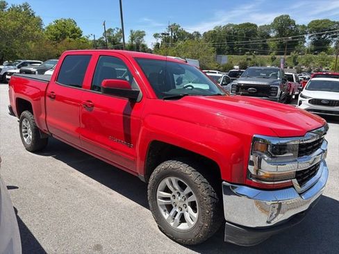 Used 2018 Chevrolet Silverado 1500 LT w/ All Star Edition AWD/4WD image 5
