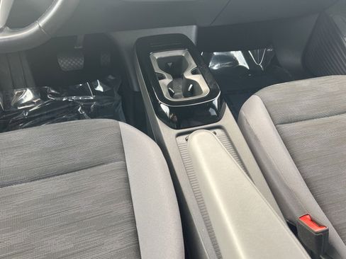 Used 2021 Volkswagen ID.4 Pro image 22