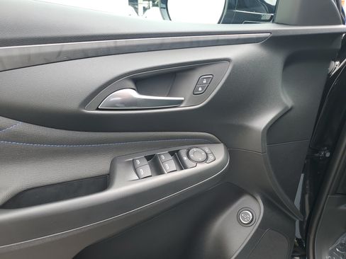 New 2026 Buick Envista Sport Touring w/ Convenience I Package FWD image 18