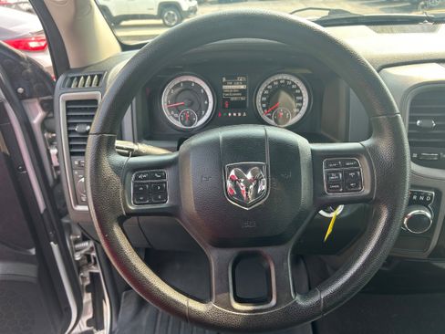 Used 2015 RAM 1500 Express image 7