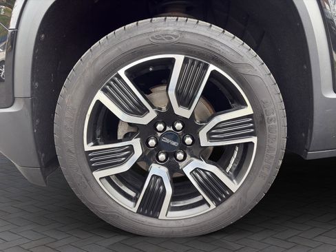 Used 2019 GMC Acadia SLT w/ Black Edition AWD/4WD image 22