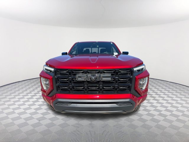 Used 2025 GMC Canyon Elevation AWD/4WD image 2