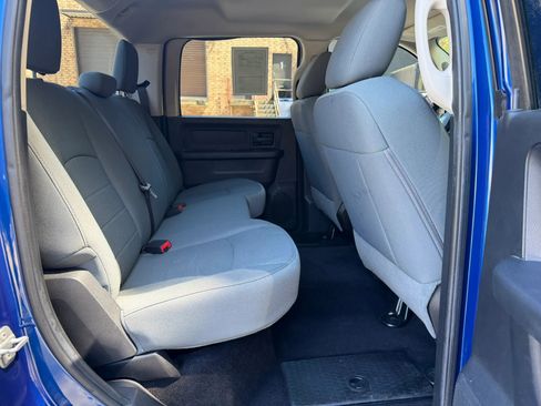 Used 2014 RAM 1500 Express RWD image 21