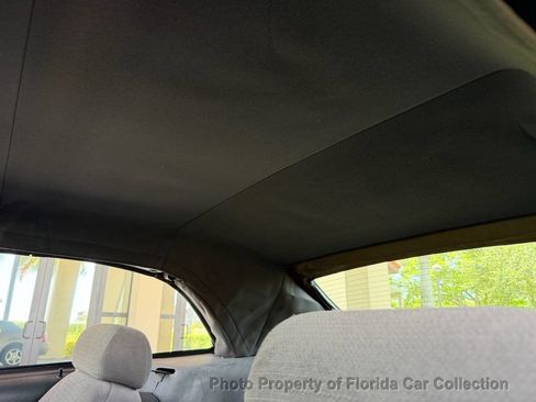 Used 2002 Ford Mustang Convertible RWD image 70