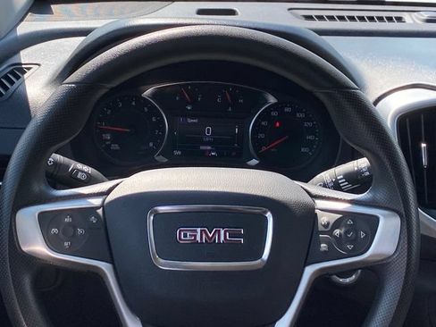 Certified 2024 GMC Terrain SLE FWD image 8
