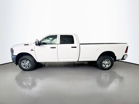 New 2026 RAM 2500 Tradesman AWD/4WD image 4