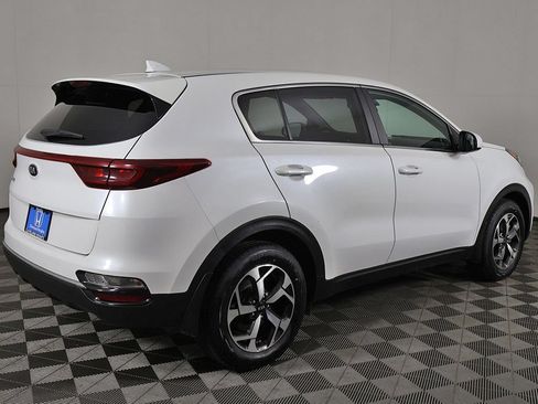 Used 2022 Kia Sportage LX FWD image 7
