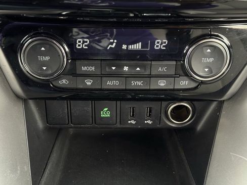 Used 2018 Mitsubishi Eclipse Cross SE image 19