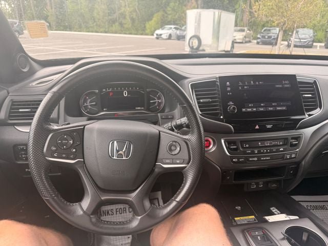 Used 2025 Honda Passport EX-L image 2
