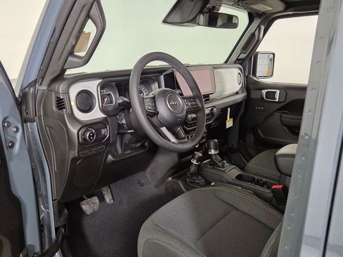 New 2026 Jeep Gladiator Sport image 10