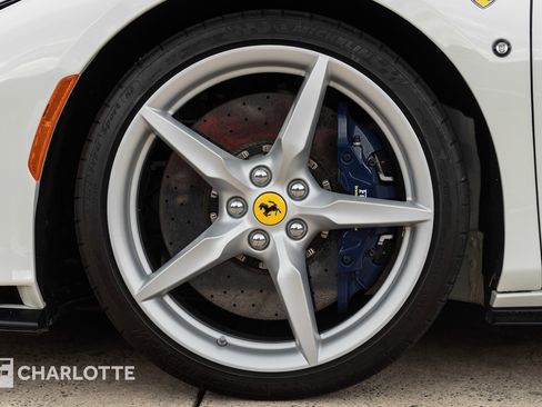 Used 2022 Ferrari F8 Tributo image 13
