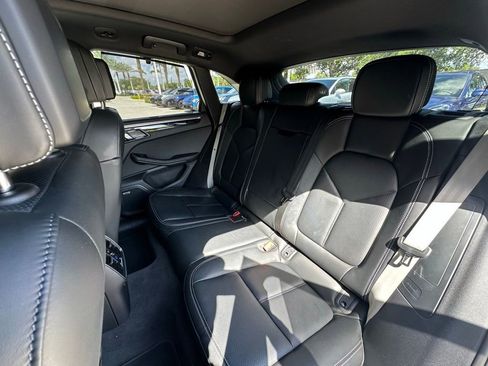 Certified 2026 Porsche Macan Turbo AWD/4WD image 38