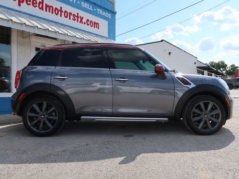 Used 2016 MINI Cooper Countryman FWD image 4