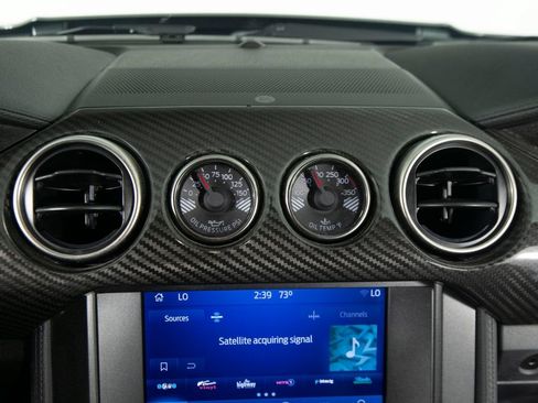 Used 2020 Ford Mustang Shelby GT500 w/ Technology Package RWD image 22