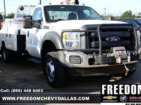 Used 2015 Ford F550 4x4 Regular Cab Super Duty image 1