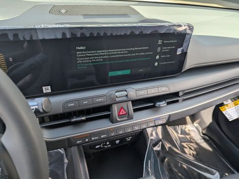 New 2026 Kia K4 FWD image 23