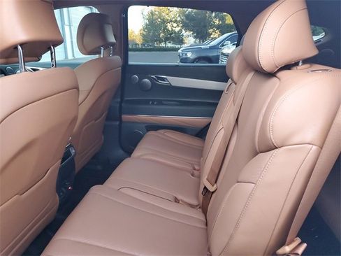 Used 2025 Genesis GV80 3.5T Advanced image 10