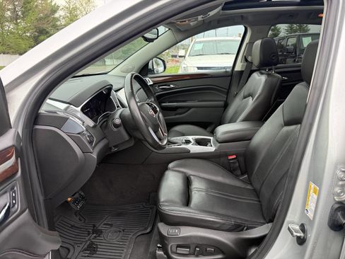 Used 2015 Cadillac SRX Luxury w/ Driver Awareness Package image 17