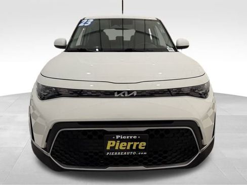 Used 2023 Kia Soul LX w/ LX Technology Package image 7