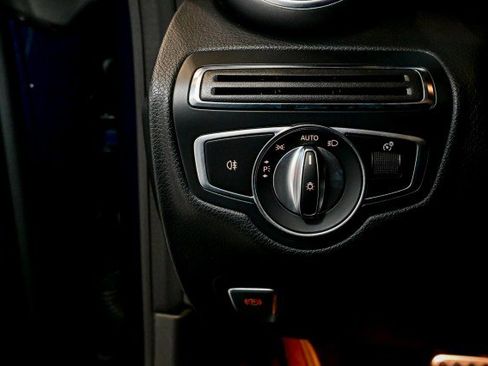 Used 2019 Mercedes-Benz C 300 4MATIC Cabriolet w/ Multimedia Package image 42