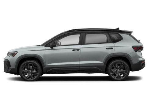 New 2026 Volkswagen Taos SE FWD image 3