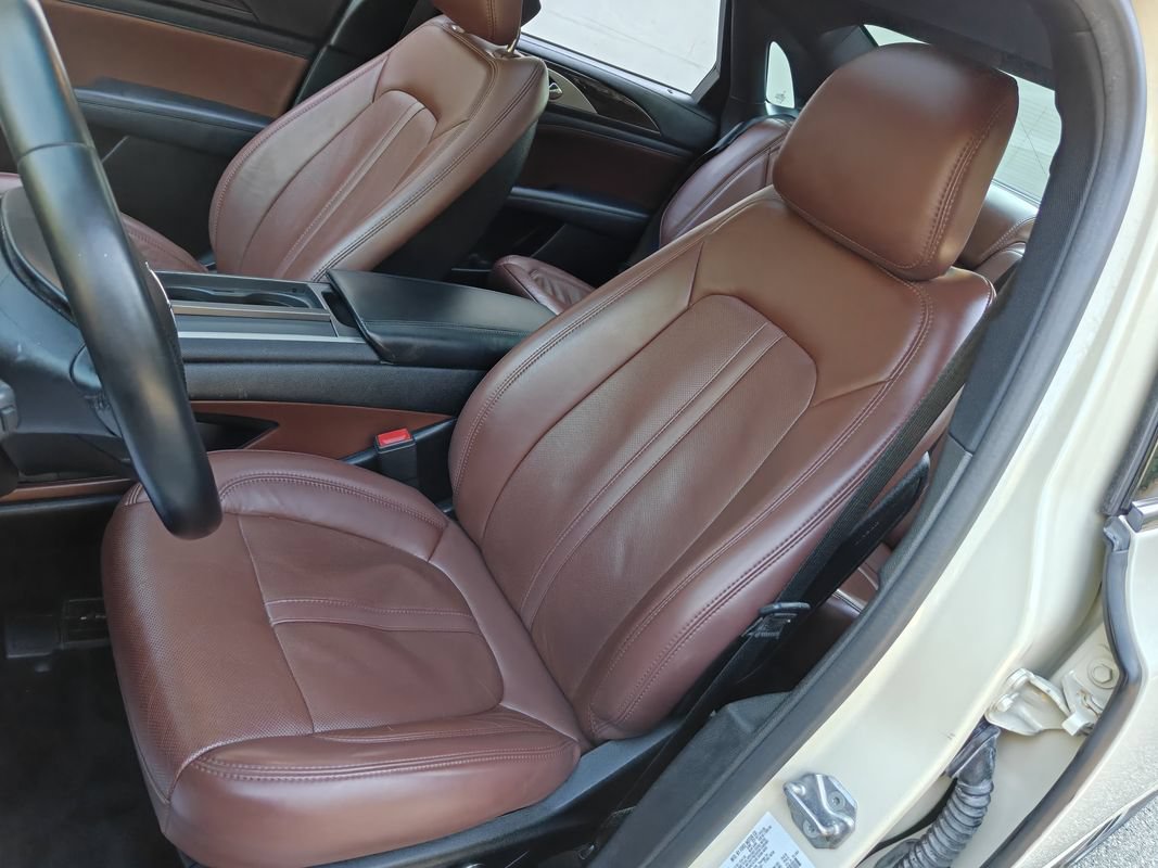 Used 2018 Lincoln MKZ Reserve w/ Technology Package FWD image 15