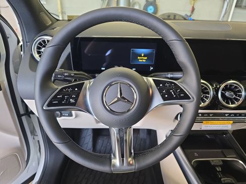 New 2026 Mercedes-Benz GLA 250 4MATIC image 19