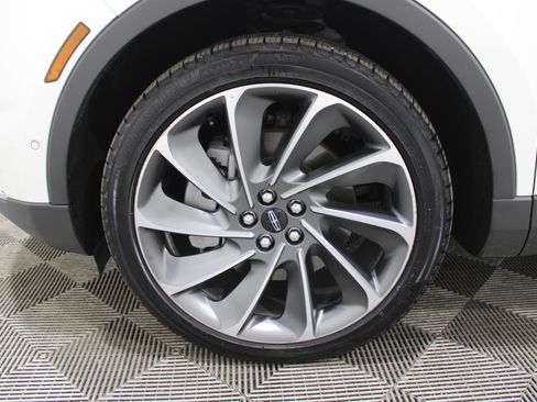 Certified 2023 Lincoln Nautilus Reserve w/ Equipment Group 201A image 38