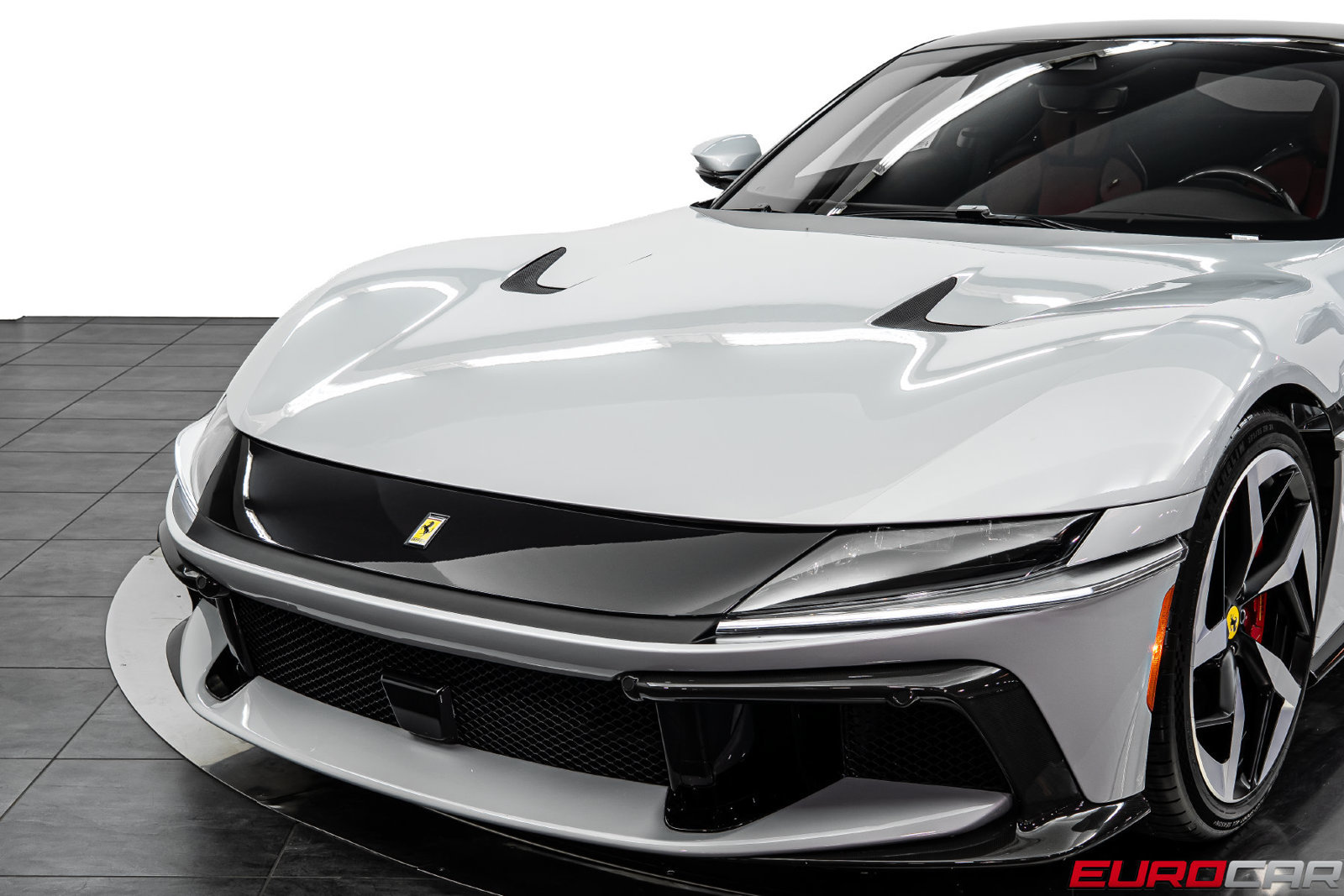 Used 2025 Ferrari 12Cilindri RWD image 14