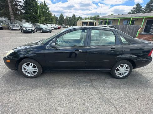 Used 2001 Ford Focus SE image 6