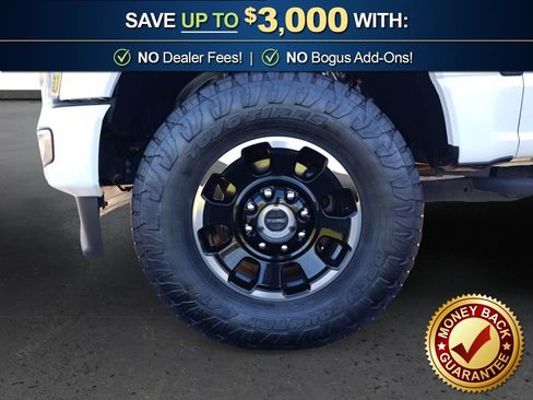 Certified 2025 Ford F250 Platinum w/ Platinum Plus Package AWD/4WD image 11