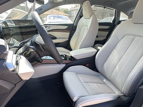 New 2026 Audi A6 Premium Plus image 14