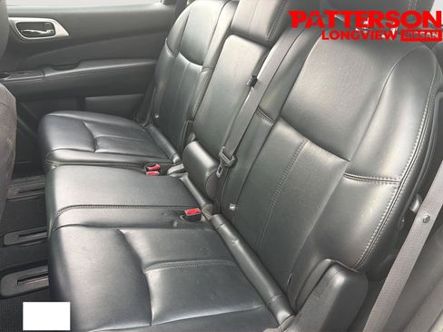 Used 2016 Nissan Pathfinder SL w/ SL Tech Package FWD image 20