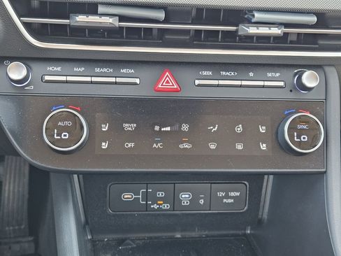 Used 2025 Hyundai Sonata Limited image 15