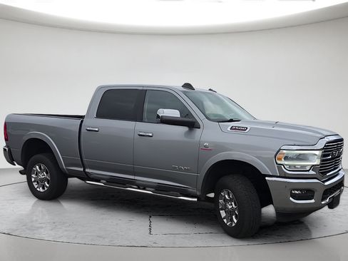 Used 2022 RAM 2500 Laramie AWD/4WD image 4