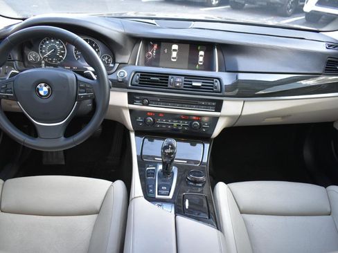 Used 2015 BMW 550i Sedan image 11