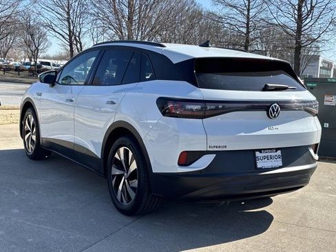 Used 2023 Volkswagen ID.4 Pro image 8