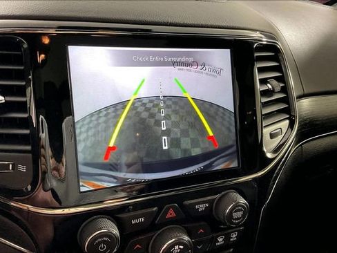 Used 2021 Jeep Grand Cherokee High Altitude image 18