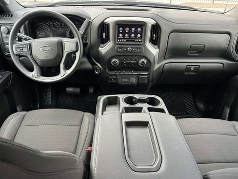 Used 2024 Chevrolet Silverado 1500 Custom w/ Dark Appearance Package image 3