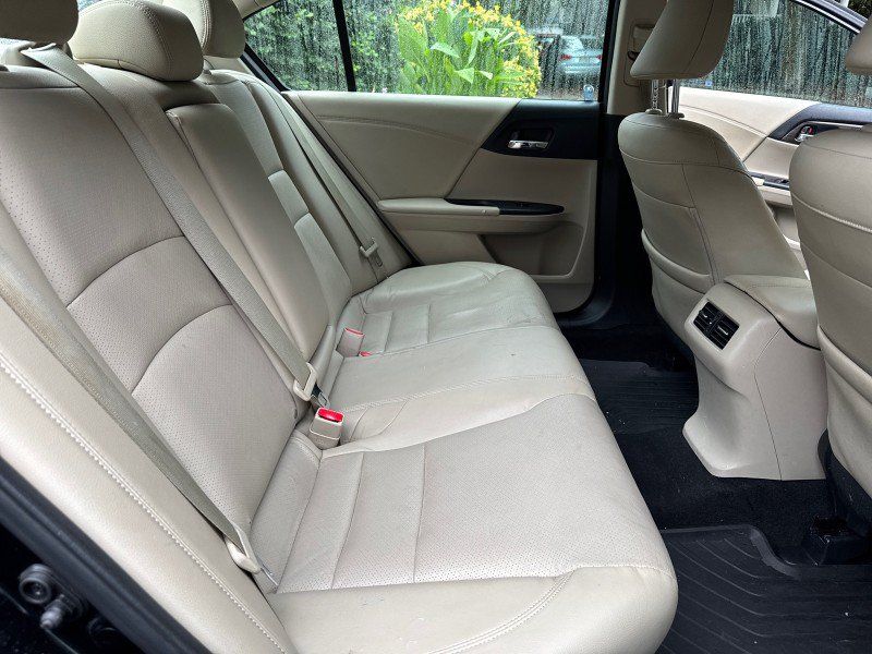 Used 2017 Honda Accord EX-L image 29