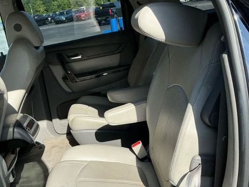Used 2017 GMC Acadia Limited SLT AWD/4WD image 12