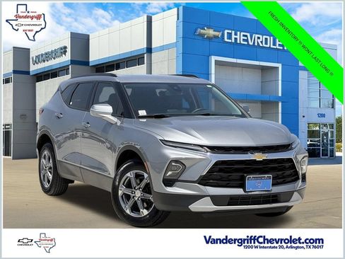 Certified 2024 Chevrolet Blazer LT w/ LPO, Floor Liner Package FWD image 1
