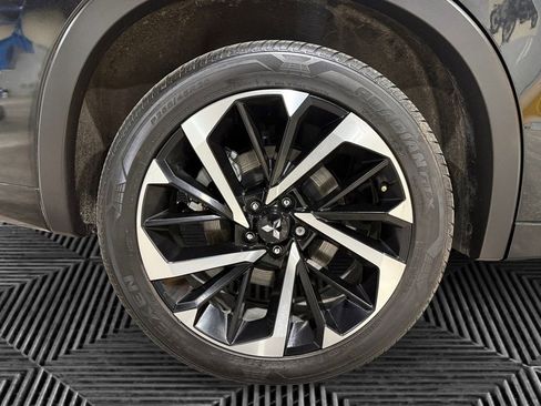 Used 2023 Mitsubishi Outlander SEL 40th Anniversary image 12