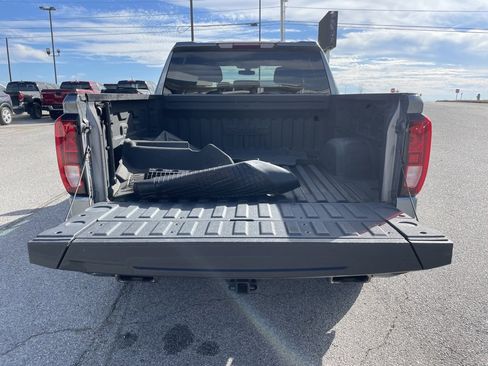 Used 2022 GMC Sierra 1500 Elevation w/ X31 Off-Road Package image 24
