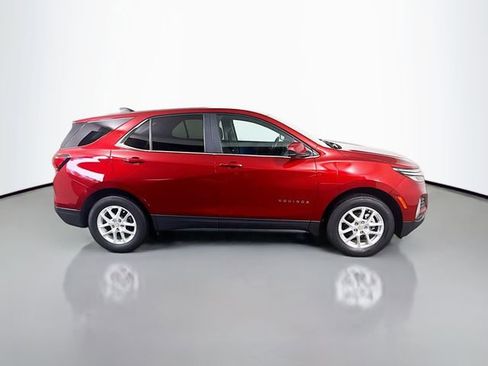 Used 2023 Chevrolet Equinox LT AWD/4WD image 5