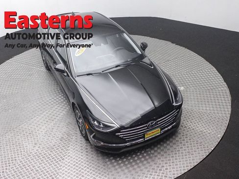 Used 2022 Hyundai Sonata Blue FWD image 3