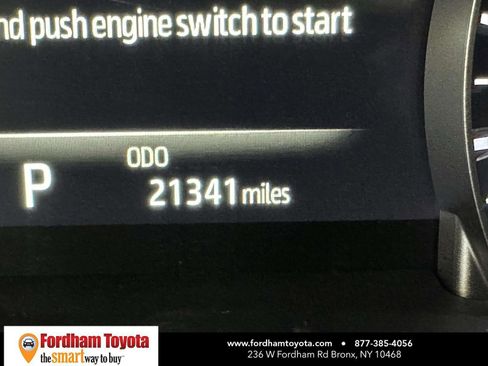 Used 2025 Toyota Highlander XLE image 38