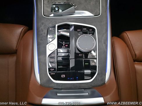 Used 2024 BMW X7 xDrive40i w/ M Sport Package AWD/4WD image 35